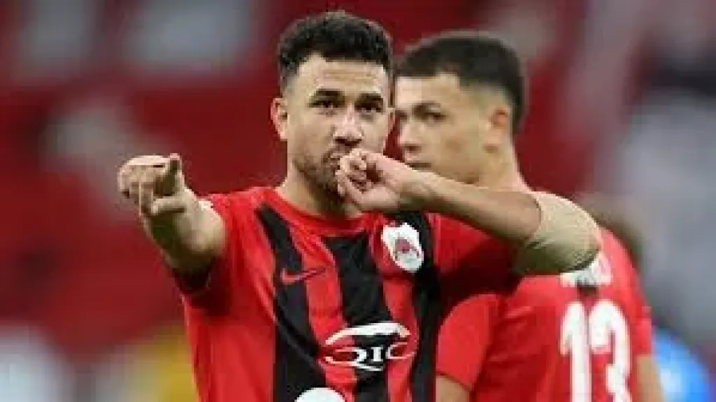تريزيجيه ينتظم لتدريبات الأهلي قبل نهاية مايو