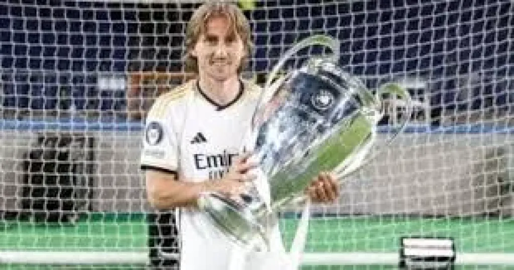 رسميًا.. ريال مدريد يعلن رحيل لوكا مودريتش بعد 13 موسمًا و28 لقبًا