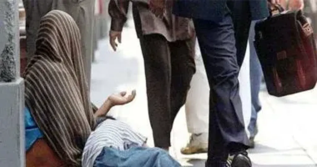 حجز سيدة 24 ساعة على ذمة تحريات اتهامها باستغلال أطفال فى التسول بالشروق