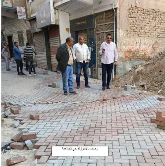 محافظ الشرقية يطمئن تنفيذ أعمال الرصف والتطوير بمركز الحسينية