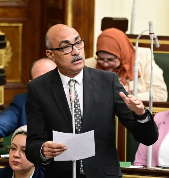 إيهاب منصور يرفض تعديلات قوانين الانتخابات: المشاركة الشعبية تتراجع والناس فقدت الثقة
