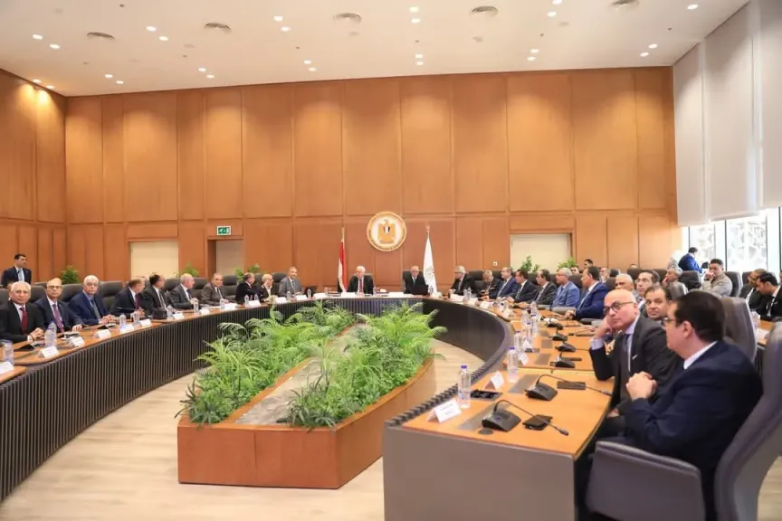 رئيس جامعة المنيا يشارك بأجتماع مجلس الجامعات الاهلية بحضور وزير التعليم العالى