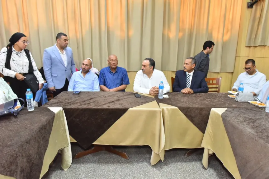 محافظ أسيوط يشهد ورشة عمل حول النوع الاجتماعي والتغيرات المناخية