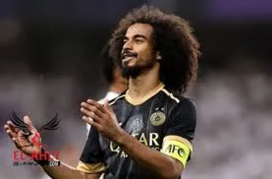السد القطري يجدد عقد أكرم عفيف ويمنحه راتبًا أعلى من لامين يامال