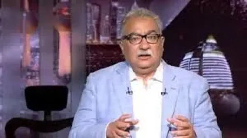 إبراهيم عيسى يحذر المسئولين: العواصف قادمة وعلى مصر الاستعداد لها