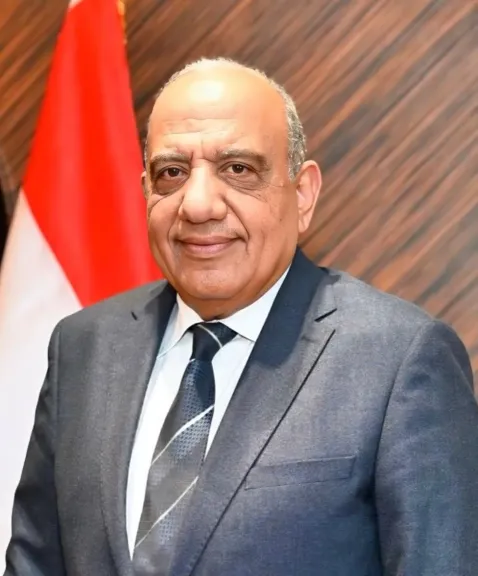 وزير الكهرباء يزور أكبر محطة للضخ والتخزين فى أوروبا ويلتقي رئيس مجموعة ”E D F ” الفرنسية المسئولة عن المشروعات الدولية