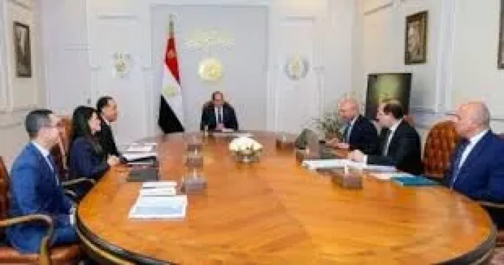 الرئيس السيسى يطّلع على الخطوات التنفيذية لتعزيز تنافسية الاقتصاد وزيادة الاستثمارات
