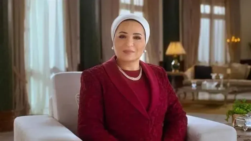 السيدة انتصار السيسى تحيى الهلال الأحمر المصرى على استجابته الإنسانية السريعة خلال عاصفة الإسكندرية