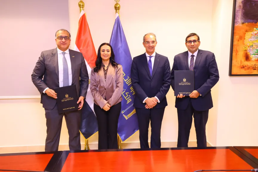 وزيرا الاتصالات وتكنولوجيا المعلومات والتضامن الاجتماعي يشهدان توقيع مذكرة تفاهم وبروتوكولين للتعاون