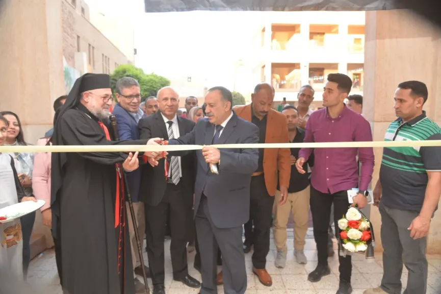 محافظ أسيوط يشهد فعاليات المهرجان الختامي للأنشطة المدرسية