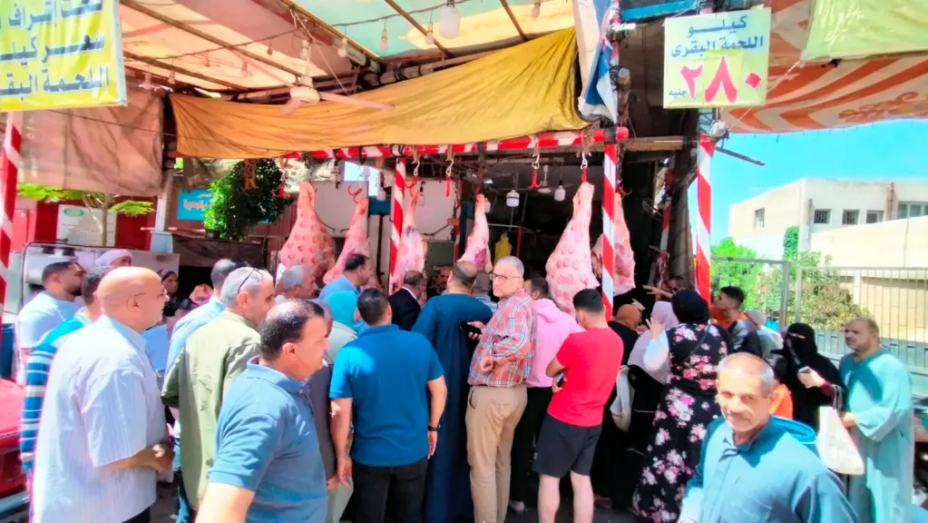 وكيل زراعة البحيرة يتفقد منافذ بيع اللحوم الطازجة والسلع الغذائية  بمديرية الزراعة