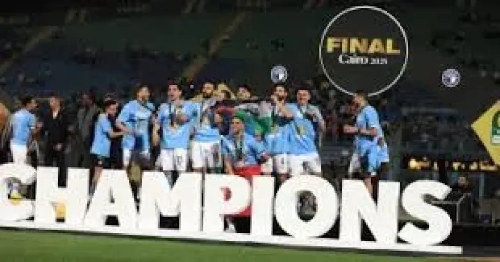إمام عاشور ورباعي بيراميدز في تشكيل الموسم بدوري أبطال أفريقيا