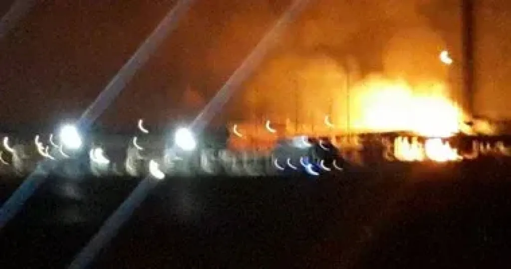 إخماد حريق داخل سوق فى الشروق دون إصابات