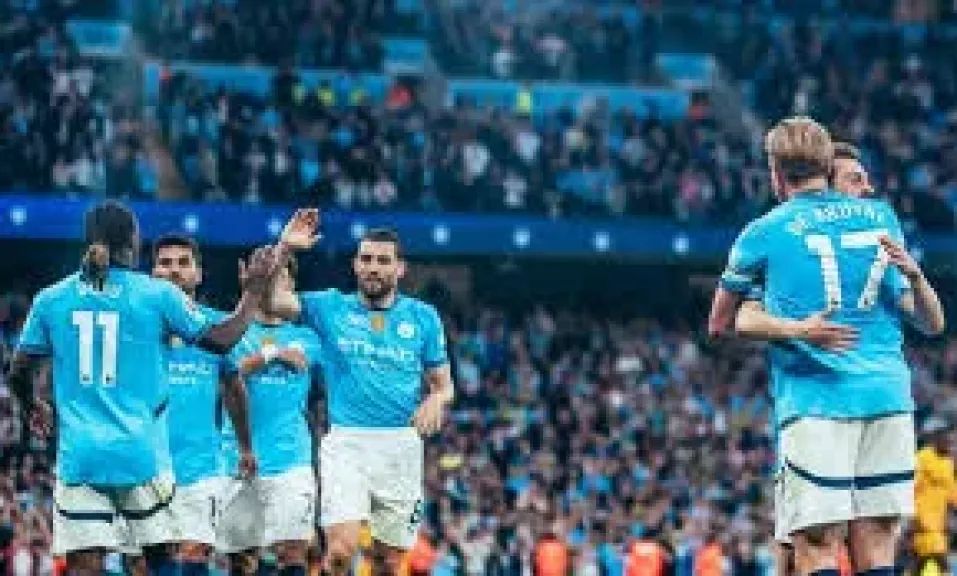 مانشستر سيتي يستبعد نجمه من كأس العالم للأندية ويعرضه للبيع