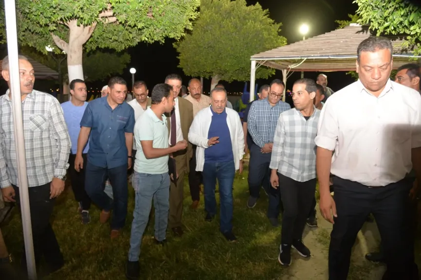 محافظ أسيوط يتفقد نادي العاملين بالمحافظة تمهيدًا لتشغيله مؤقتًا