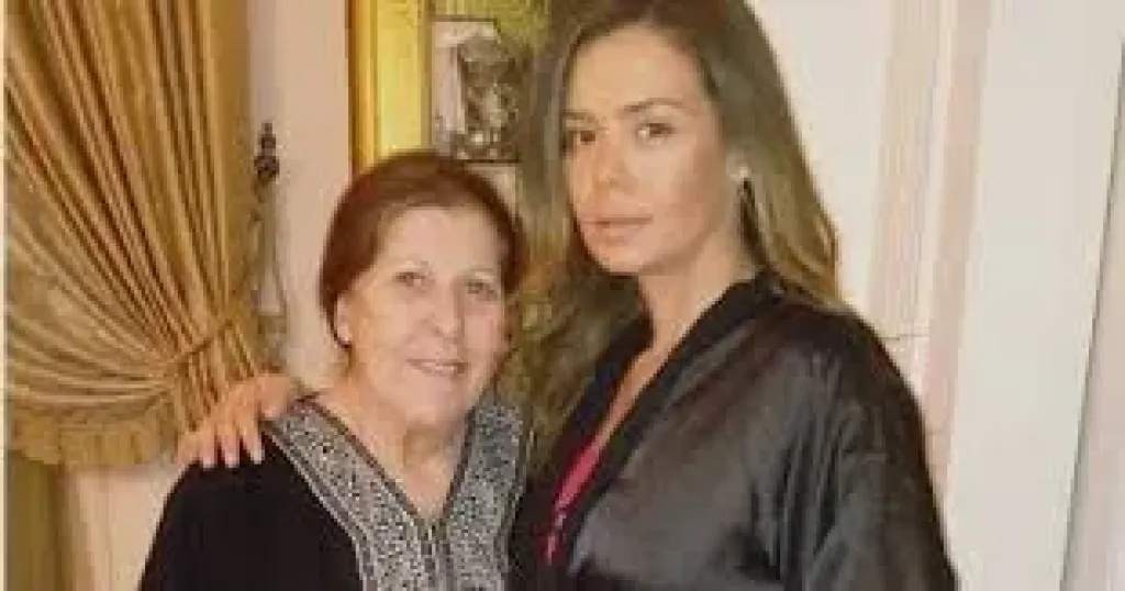 وفاة جدة إيمى سالم.. والفنانة تنعيها: مع السلامة يا أمى الثانية