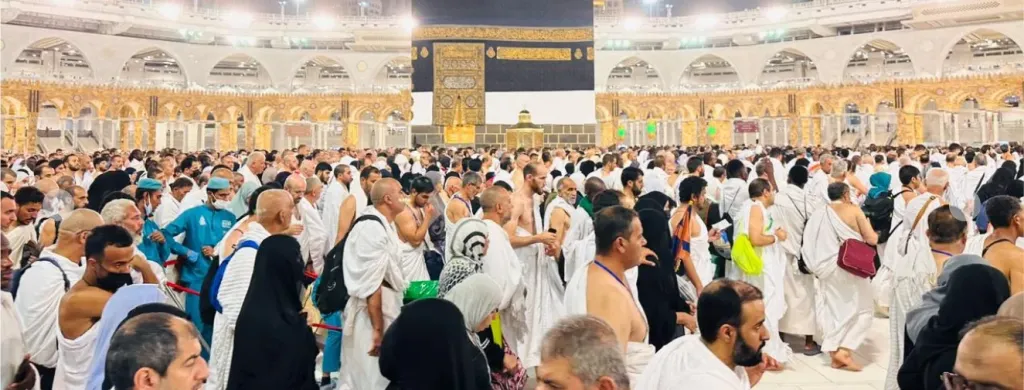 السياحة تعلن نجاح نفرة الحجاج إلى المزدلفة ومشعر منى لرمى الجمرات