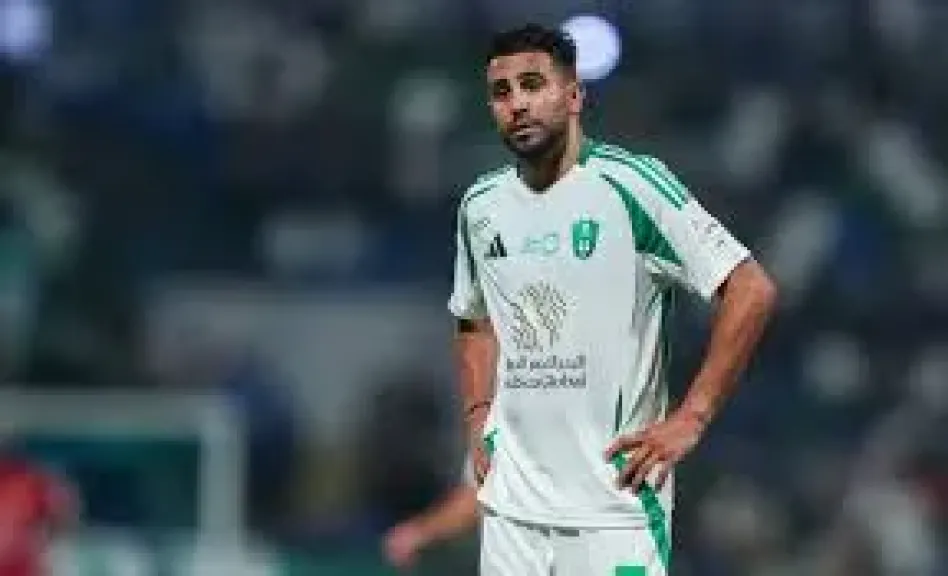 نيوم السعودي يستهدف ضم الجزائري رياض محرز فى الميركاتو الصيفى