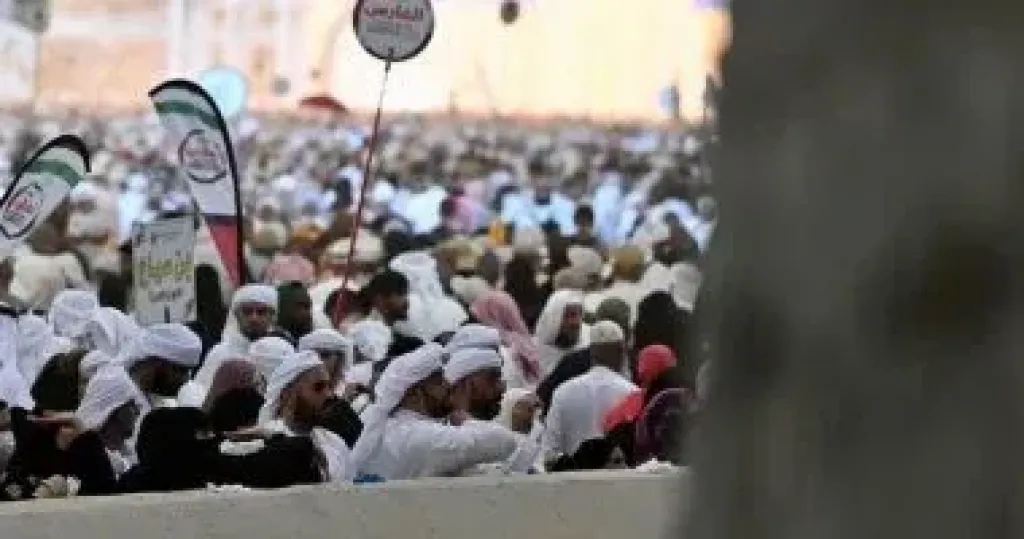 فى ثانى أيام التشريق.. الحجاج يكملون رمى الجمرات وسط تنظيم وانسيابية.. صور