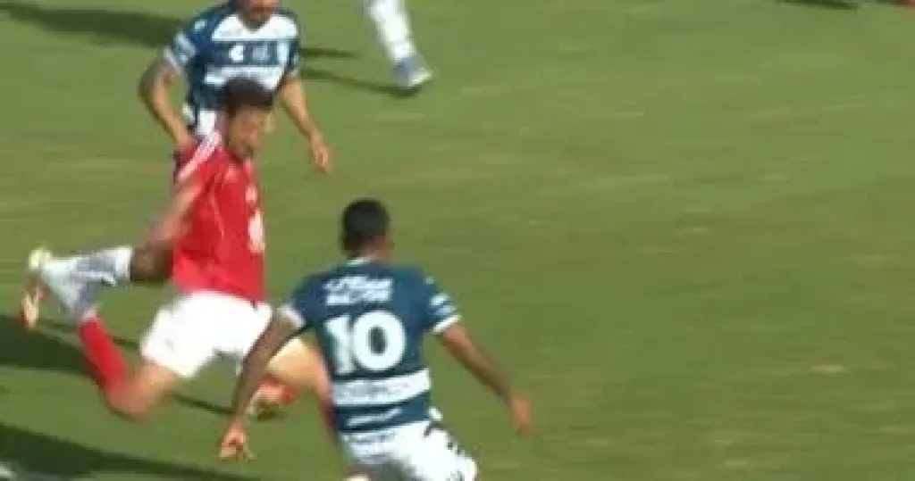 باتشوكا يتقدم على الأهلى بهدف نظيف فى الشوط الأول استعدادا لكأس العالم