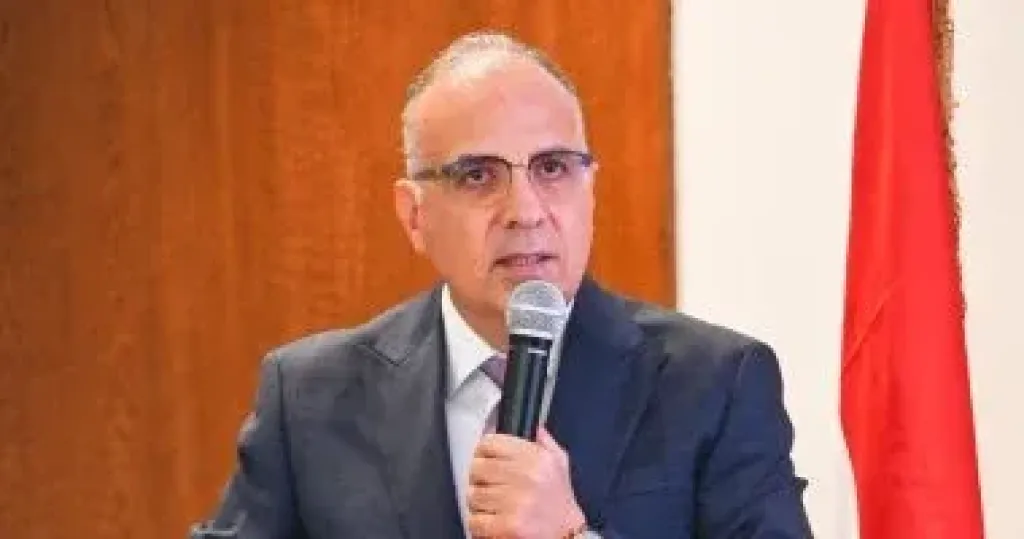 وزير الرى: رفع التصرفات المائية المطلوبة بالترع والحفاظ على المناسيب بالمصارف