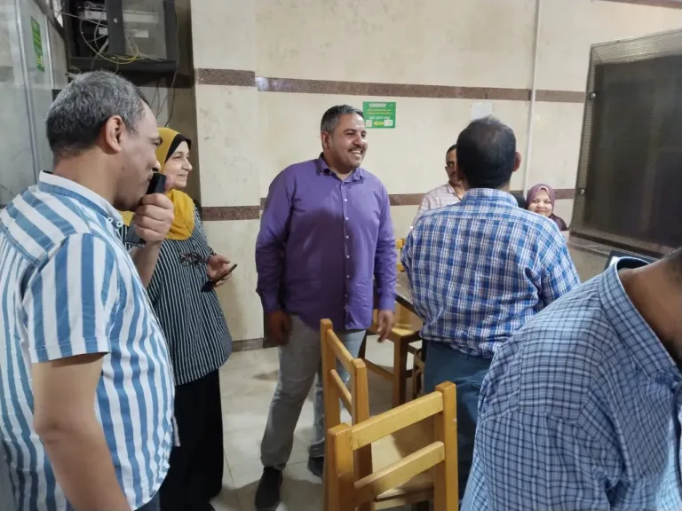 محافظ أسيوط يوجه بمتابعة مستمرة لطلبات التصالح