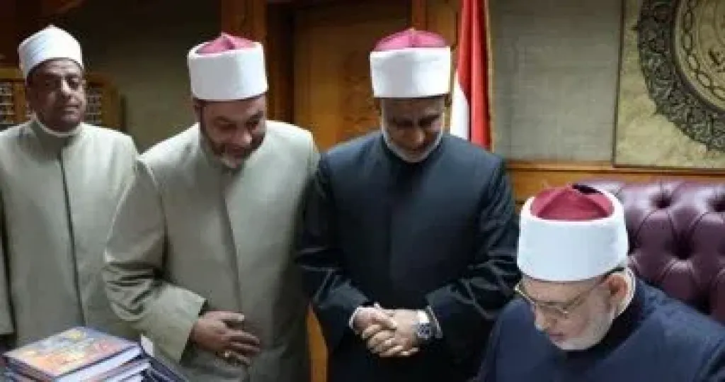 وكيل الأزهر يعتمد نتيجة الدور الأول لشهادات القراءات للعام 2025