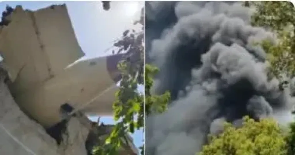 شاهد لحظة سقوط طائرة الركاب الهندية المنكوبة بعد فترة وجيزة من إقلاعها