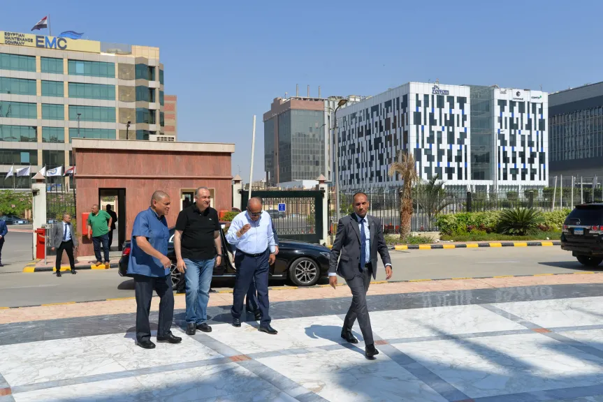 وزيرا البترول والكهرباء يتفقدان مركز التحكم القومي للغاز لمتابعة تأمين احتياجات الكهرباء خلال الصيف