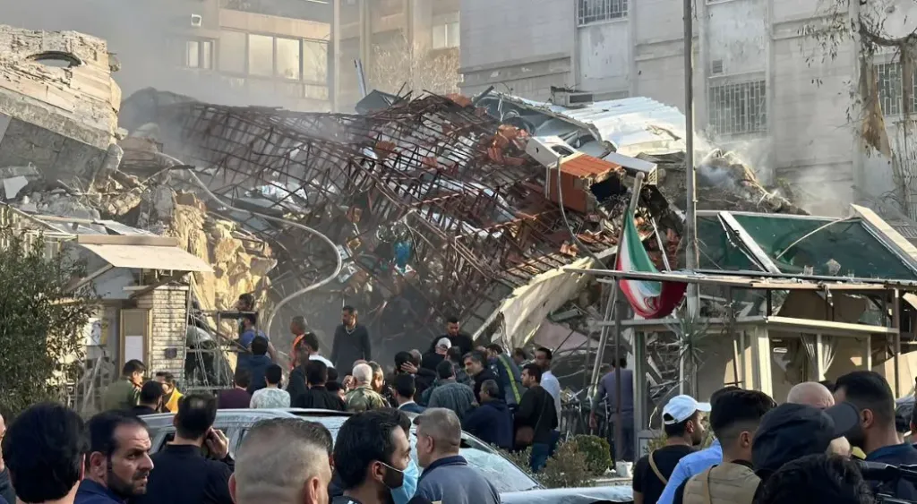مقتل ما لا يقل عن 20 من كبار القادة الإيرانيين.. إسرائيل تعلن رسمياً