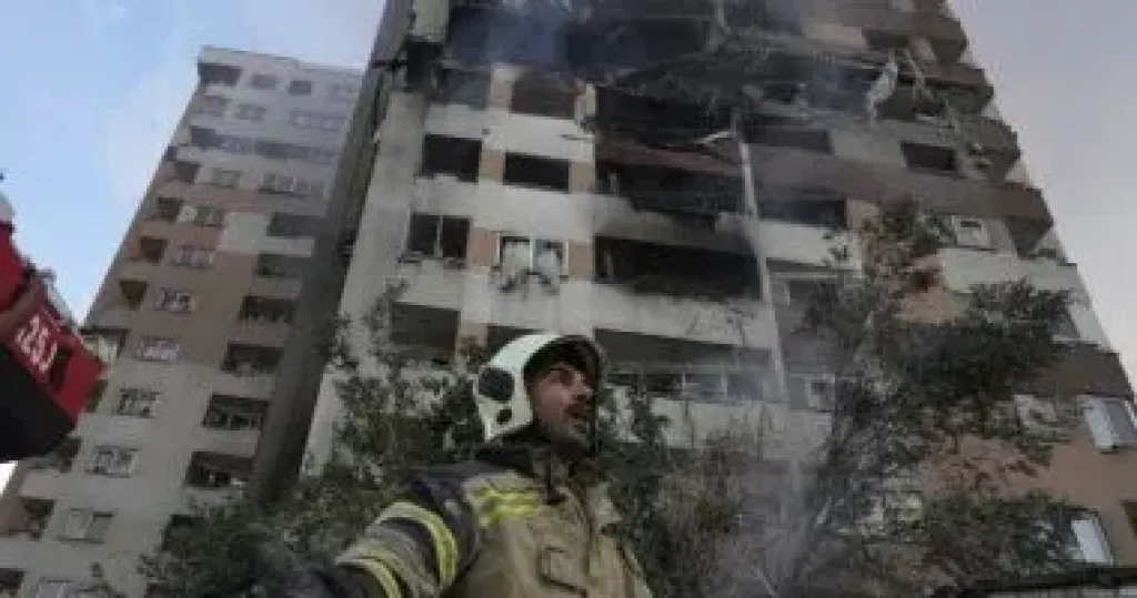 فاينانشيال تايمز: إسرائيل لن تستطيع بمفردها تدمير البرنامج النووى الإيرانى