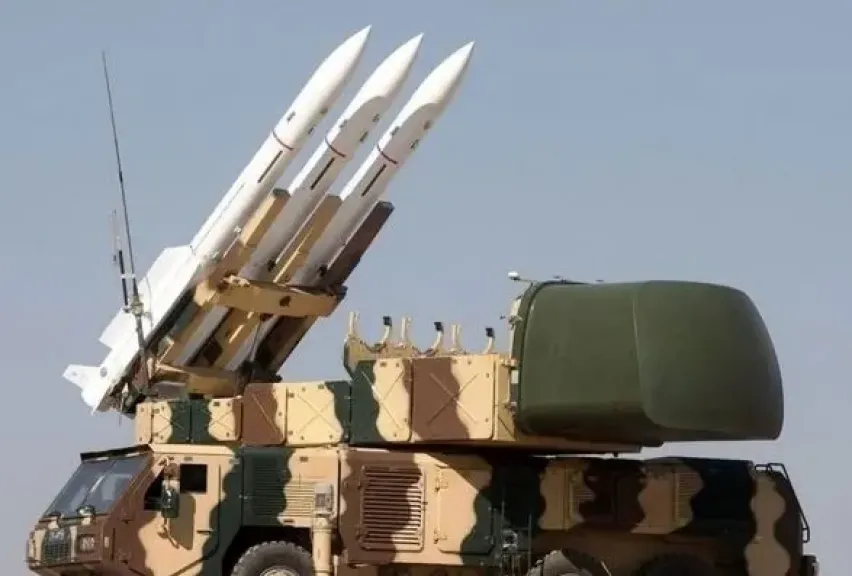 نشاط منظومات الدفاع الجوي الإيراني في بعض المدن.. تفاصيل