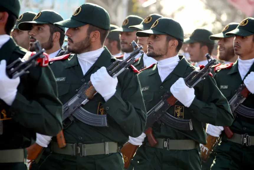 إيران: مقتل اثنين من الحرس الثوري في هجوم إسرائيلي على منطقة زرندية