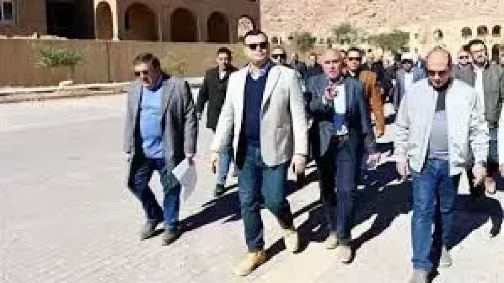 وزير الإسكان يتفقد محطة التنقية الشرقية لمعالجة الصرف الصحي بمحافظة الإسكندرية