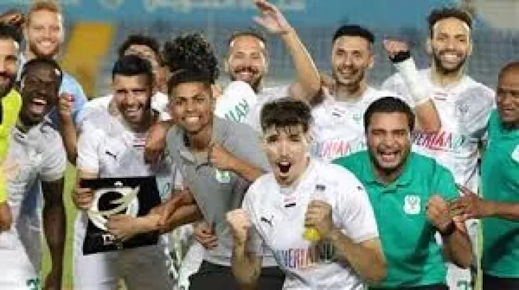 المصري يدعو جماهيره للمساهمة في توثيق تاريخ القلعة الخضراء