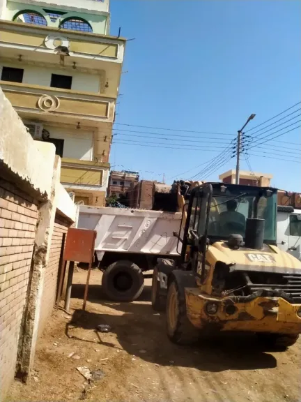 محافظ أسيوط: استمرار حملات النظافة ورفع المخلفات بقرى مركز أبو تيج