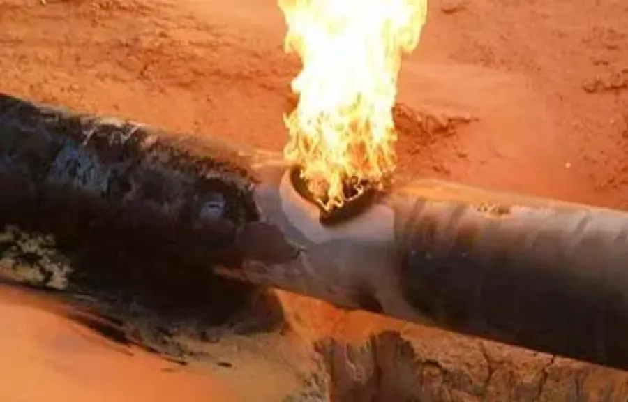 التحقيق في نشوب حريق «ماسورة غاز» بمنطقة البساتين