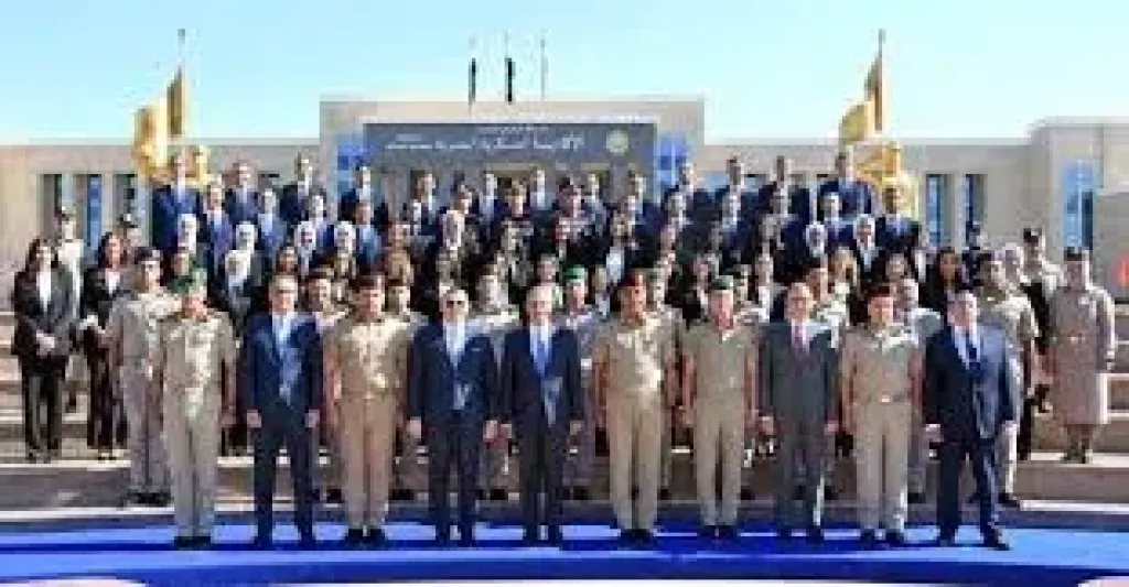 الأكاديمية العسكرية تنظم مراسم تخرج دفعة ملحقين دبلوماسيين بعد اتمام فترة التأهيل