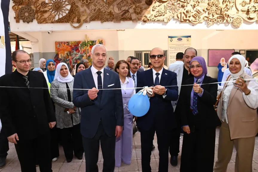 المنشاوي يفتتح المعرض  السنوي للأقسام العلمية  التربية النوعية