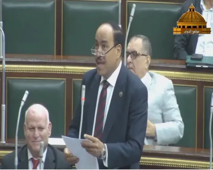 النائب أحمد قورة: لن أسمح بحرمان أبناء سوهاج من حقهم في الخدمات والمشروعات