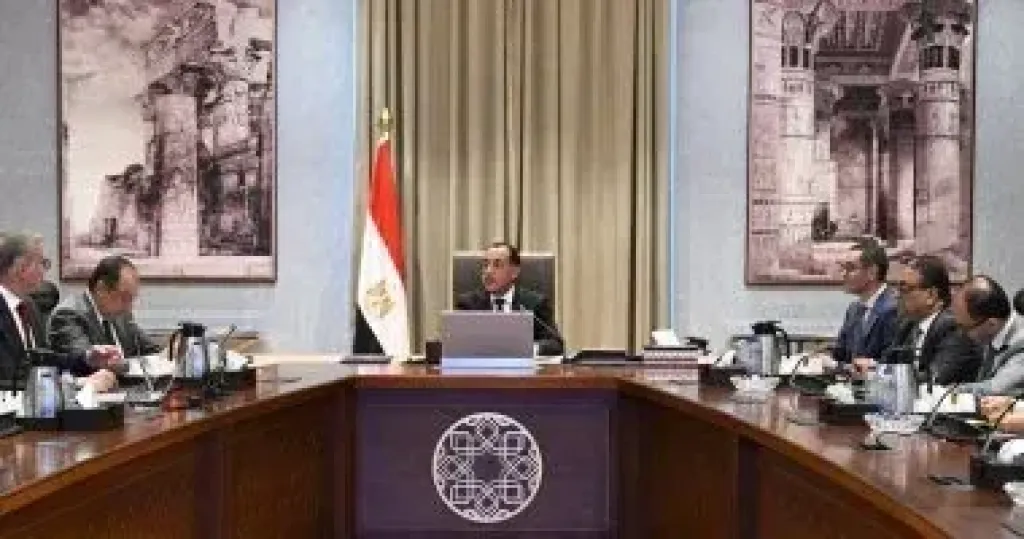 رئيس الوزراء يتابع تطوير 7 فنادق تاريخية سبق طرحها ضمن الطروحات الحكومية