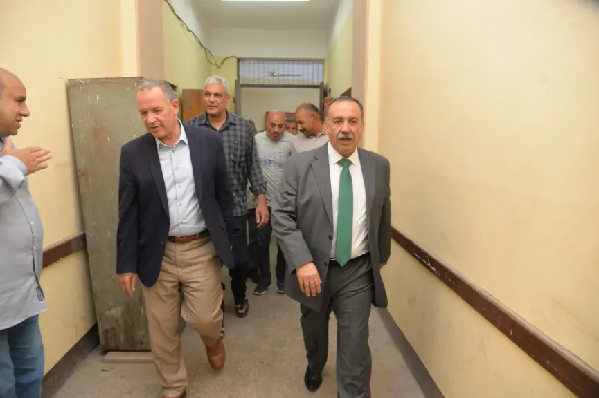 محافظ أسيوط يتفقد أعمال لجنة النظام والمراقبة إجراءات تصحيح
