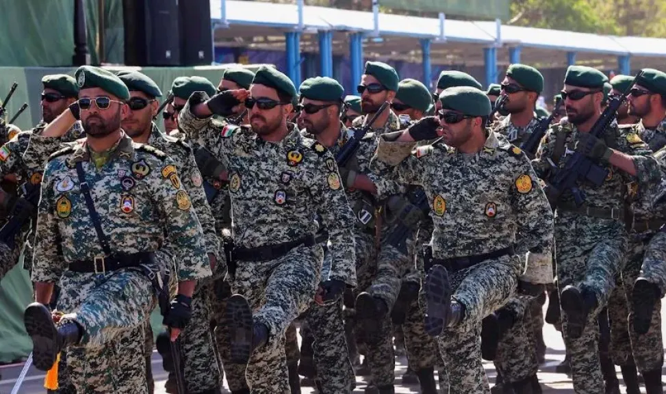 القبض على 5 عناصر خائنة في إيران.. تفاصيل