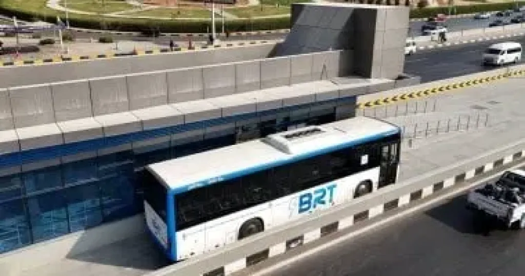 بعد بدء  التشغيل التجريبي بجمهور الركاب للمرحلة الأولى من مشروع الأتوبيس الترددي السريع BRT