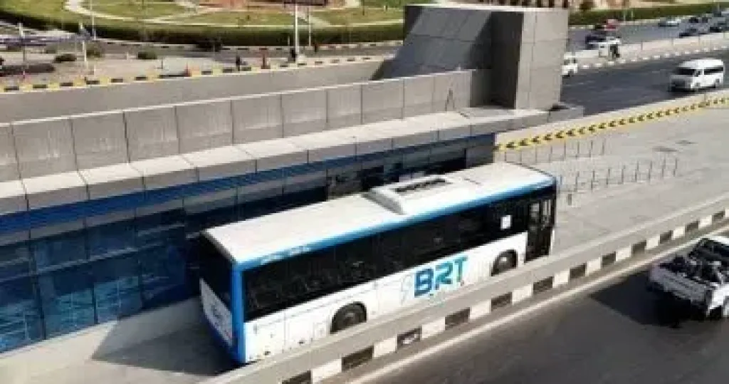​خطط لرفع أسطول الأتوبيس الترددي إلى 320 أتوبيساً قبل نهاية العام