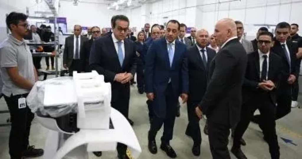 مدبولى يتفقد مشروع إنشاء أول مصنع بمصر والشرق الأوسط لإنتاج أجهزة السونار