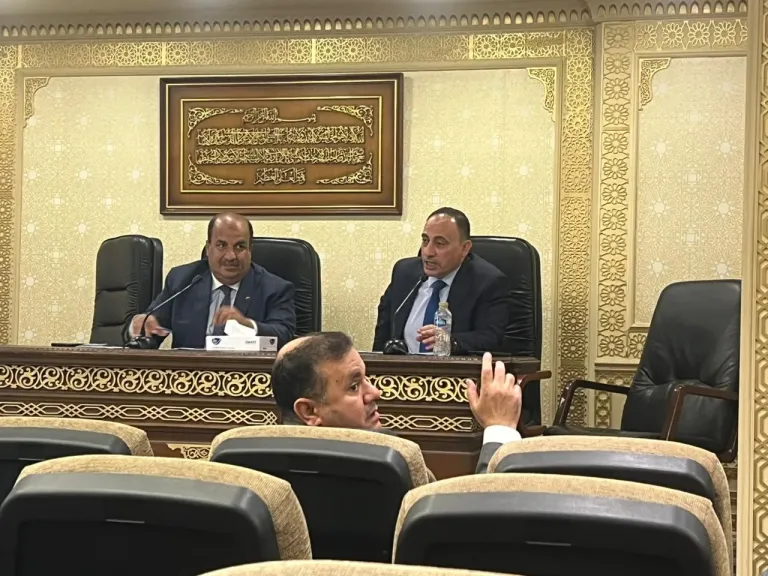 بناءً على طلب النائب محمد زين الدين.. التموين تتعهد بحل أزمة مواعيد تشغيل المخابز بإدكو