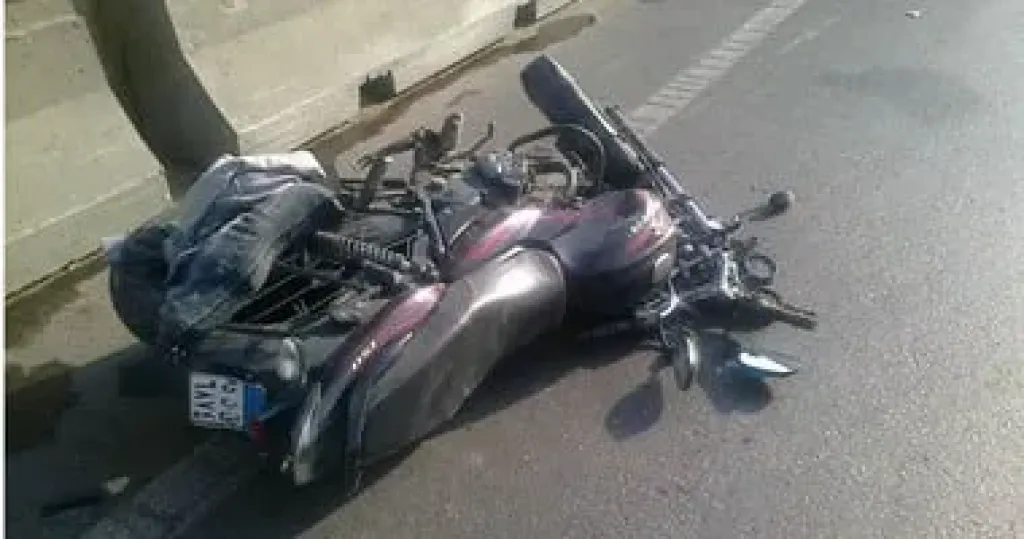 إصابة شخصين إثر انقلاب موتوسيكل فى الحوامدية