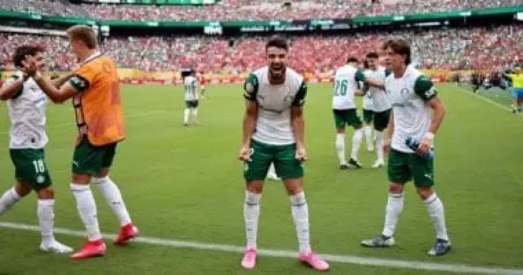 لاعب بالميراس: سعيدون بالأداء.. وحققنا فوزا مستحقا على الأهلي بفضل المدرب