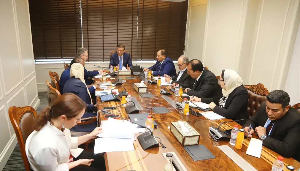 وزير الزراعة يبحث تعزيز التعاون مع البنك الدولي لدعم جهود التنمية الزراعية في مصر